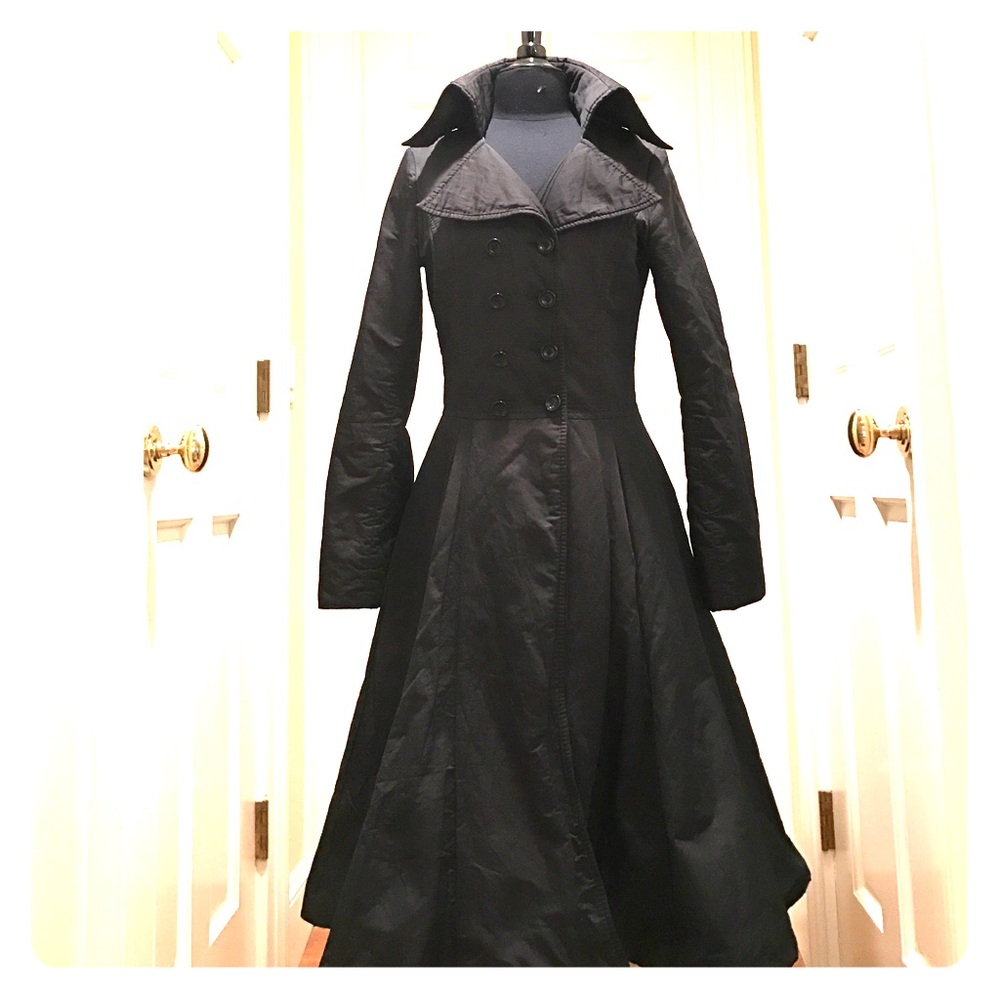 Anett Rostel coat