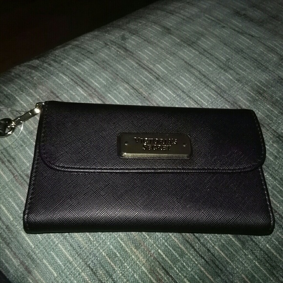 Vs wristlet - Picture 1 of 3