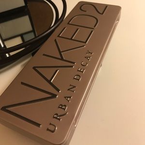 Urban Decay Naked 2 Pallete - EUC