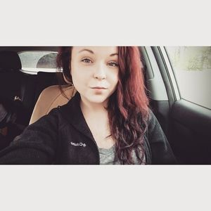 Meet your Posher, Cayla