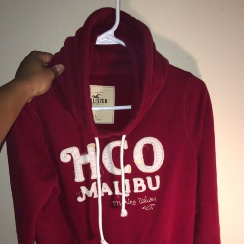 Hollister Burgundy Hoodie