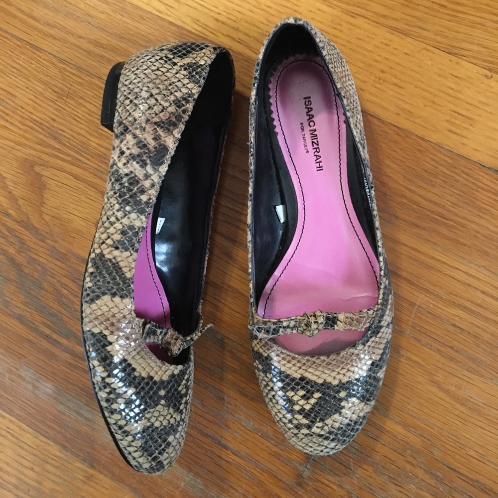 Isaac Mizrahi snake print flats