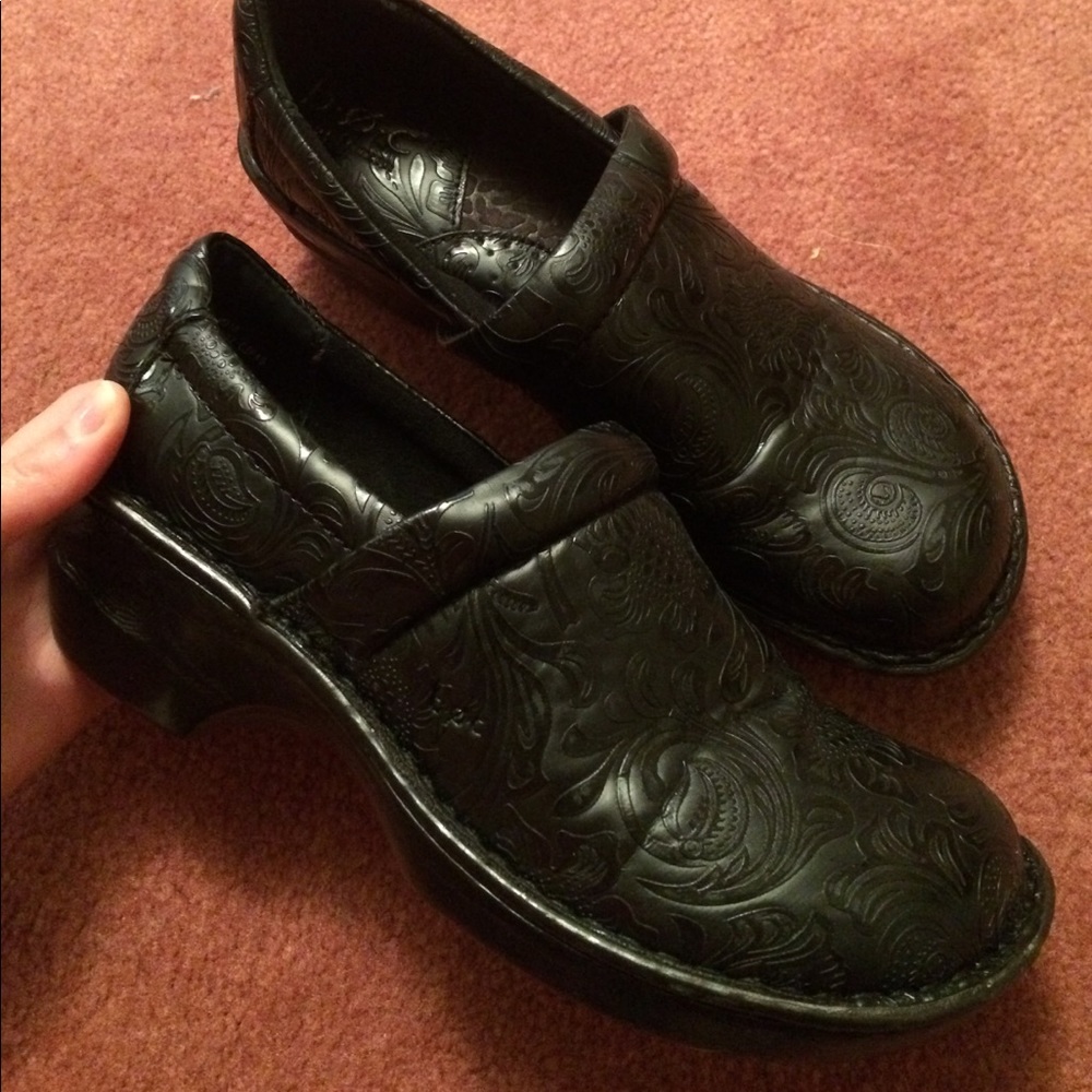 Black Nursing Shoes