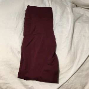 Size 8 lululemon maroon full length leggings