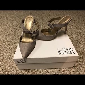 Badgley Mischka Heels, champagne gold color
