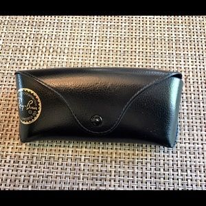 🙋🏻✨RayBan Case