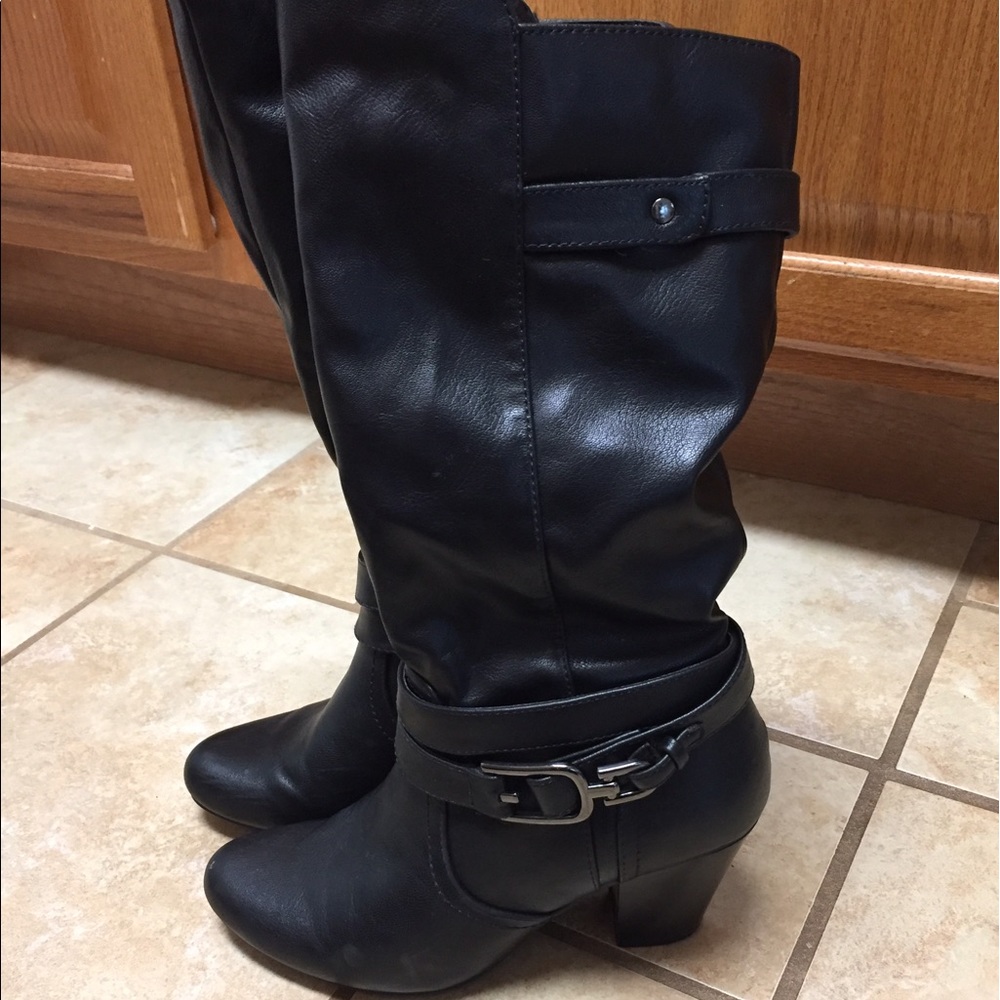 White Mountain Slouchy Gratify Black Boots