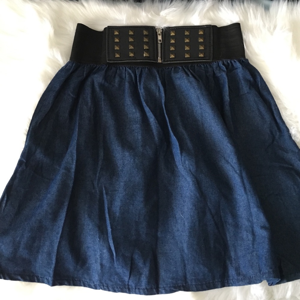☀️ High waisted denim skirt