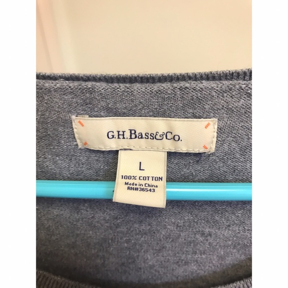 Accent Pocket Sweater - Picture 2 of 5