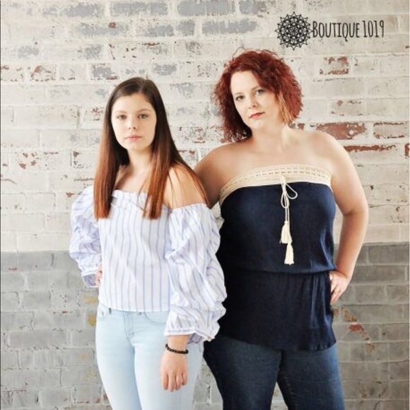 Tops - Puffy sleeve off shoulder blue/white striped top