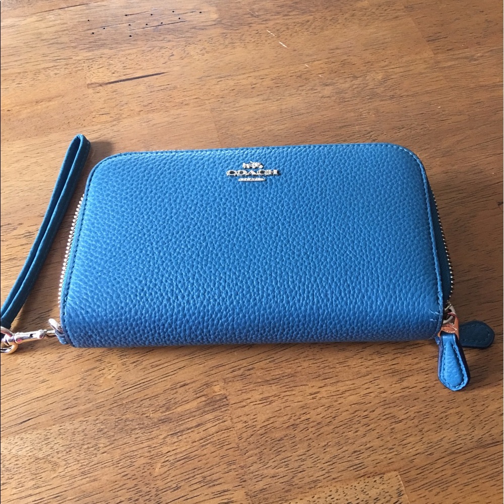 Double zip accordion wallet