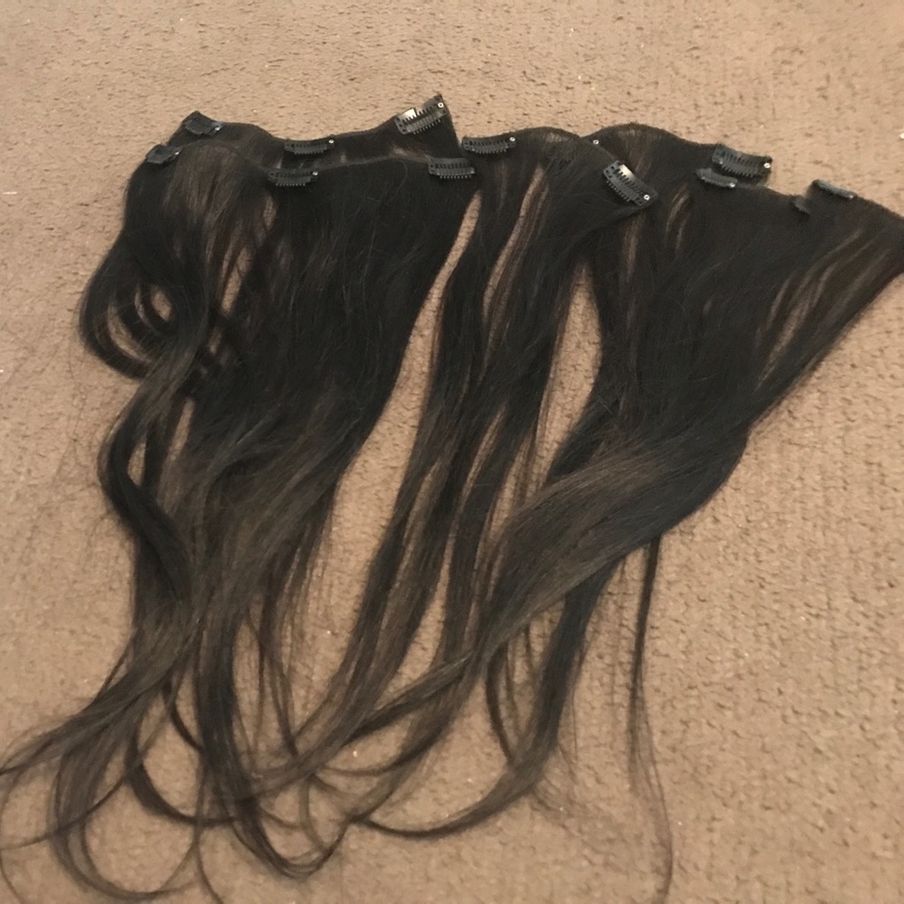6 pieces of real human hair extensions!