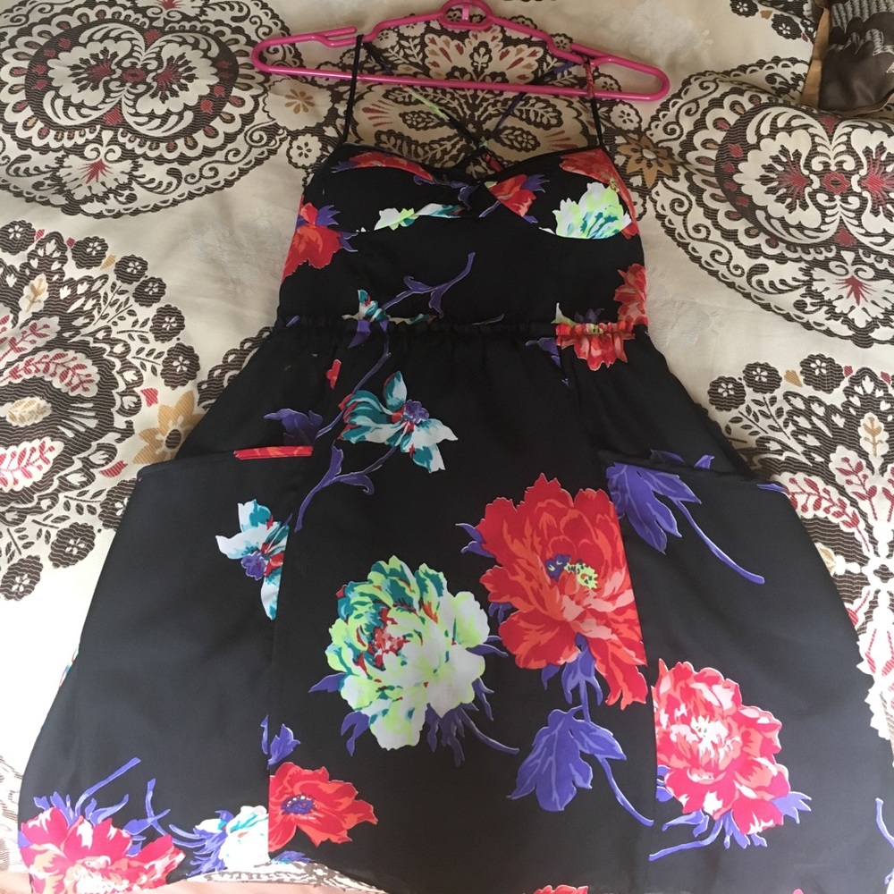 American Eagle floral dress