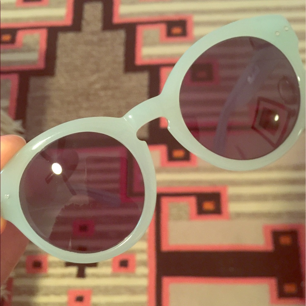 Madewell sea foam green sunglasses