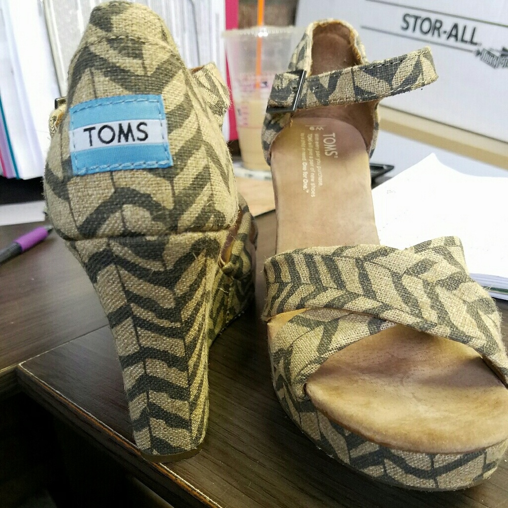 Tom's wedges