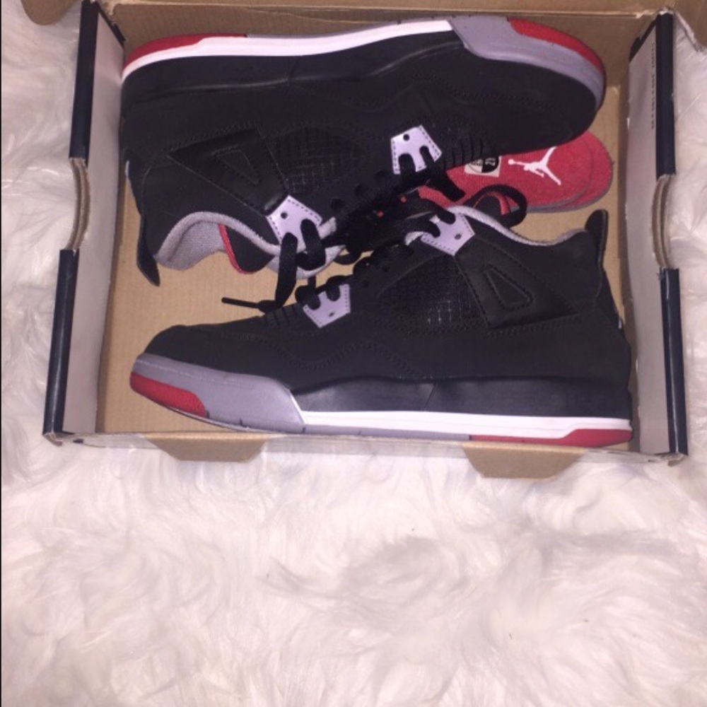 Jordan Retro 4's BREDS (size 2)
