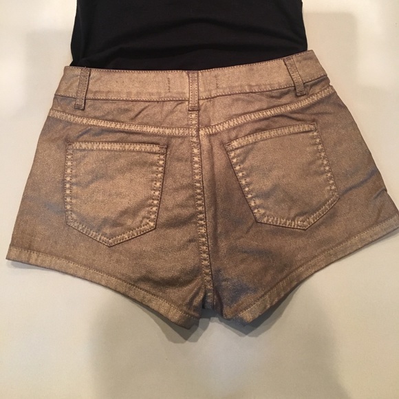 TOPSHOP MOTO Shorts - Picture 2 of 3