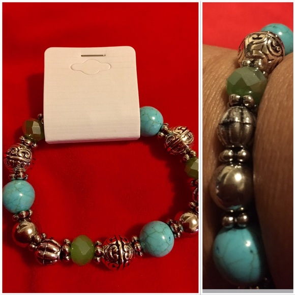 Mother’s Day is coming. 2 Ladies Bracelets. - Picture 3 of 4