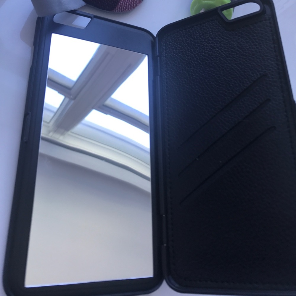 iPhone case with Wallet and mirror