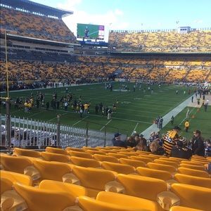 Meet your Posher, Adrian