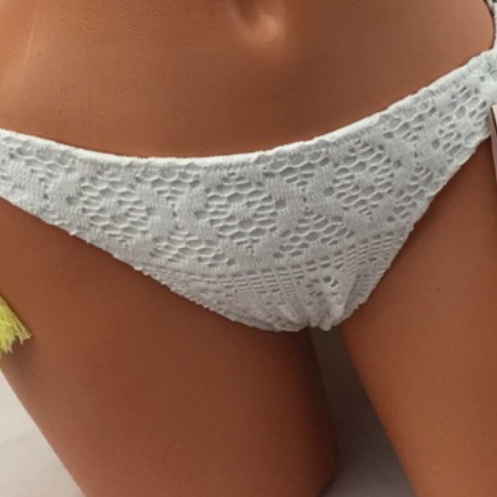 Victorias Secret White Bikini Bottom Lace Crochet - Picture 2 of 5