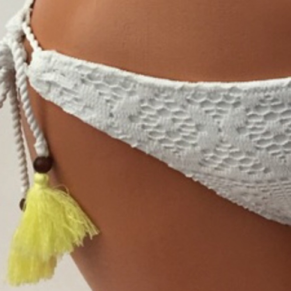Victorias Secret White Bikini Bottom Lace Crochet - Picture 4 of 5