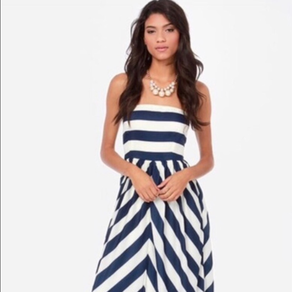 Lulu's Maxi S