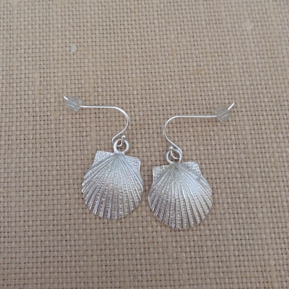 .925 silver ear wire earrings