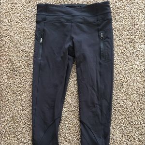 Lululemon Inspire Tight 7/8 SIZE 6