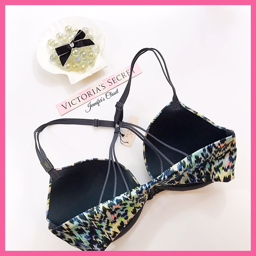 •Victoria's Secret• Very sexy push-up bra - Picture 2 of 2