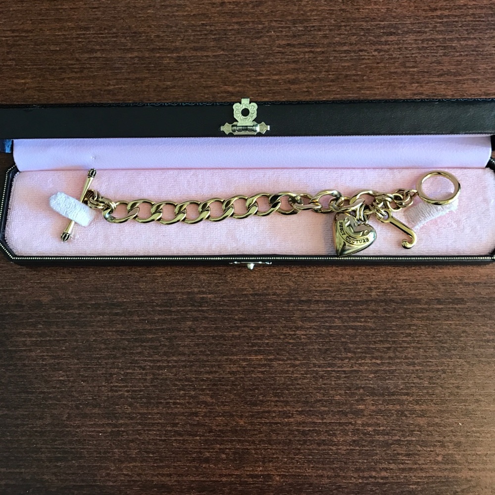 Juicy couture gold bracelet with heart pendant