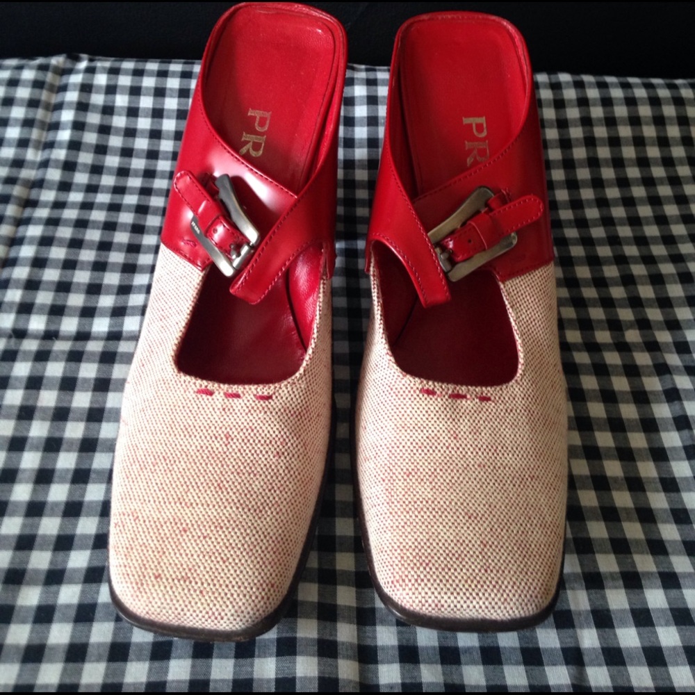 Prada Pumps