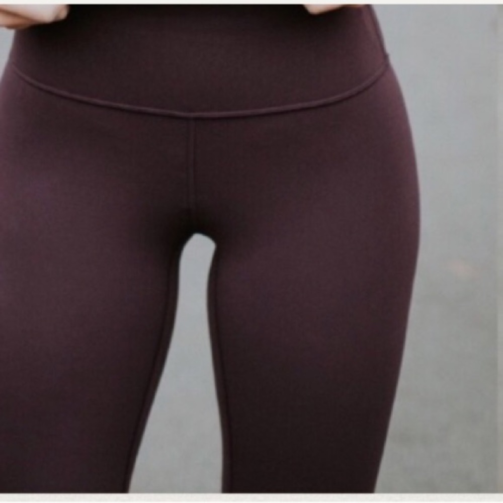 Align Crop Black Cherry