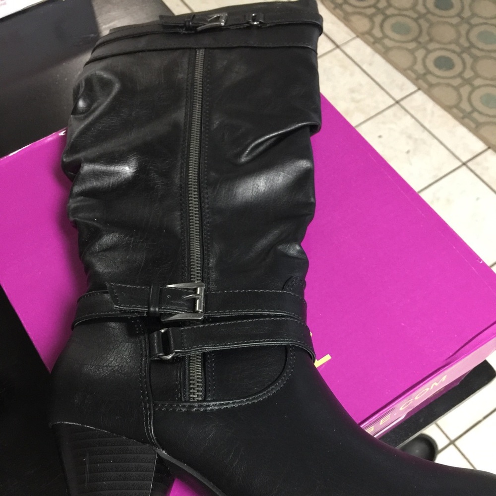 Ladies Tall Dress Boots.