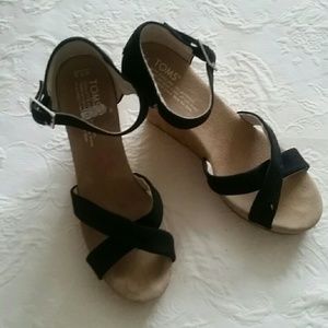 Tom Sandals