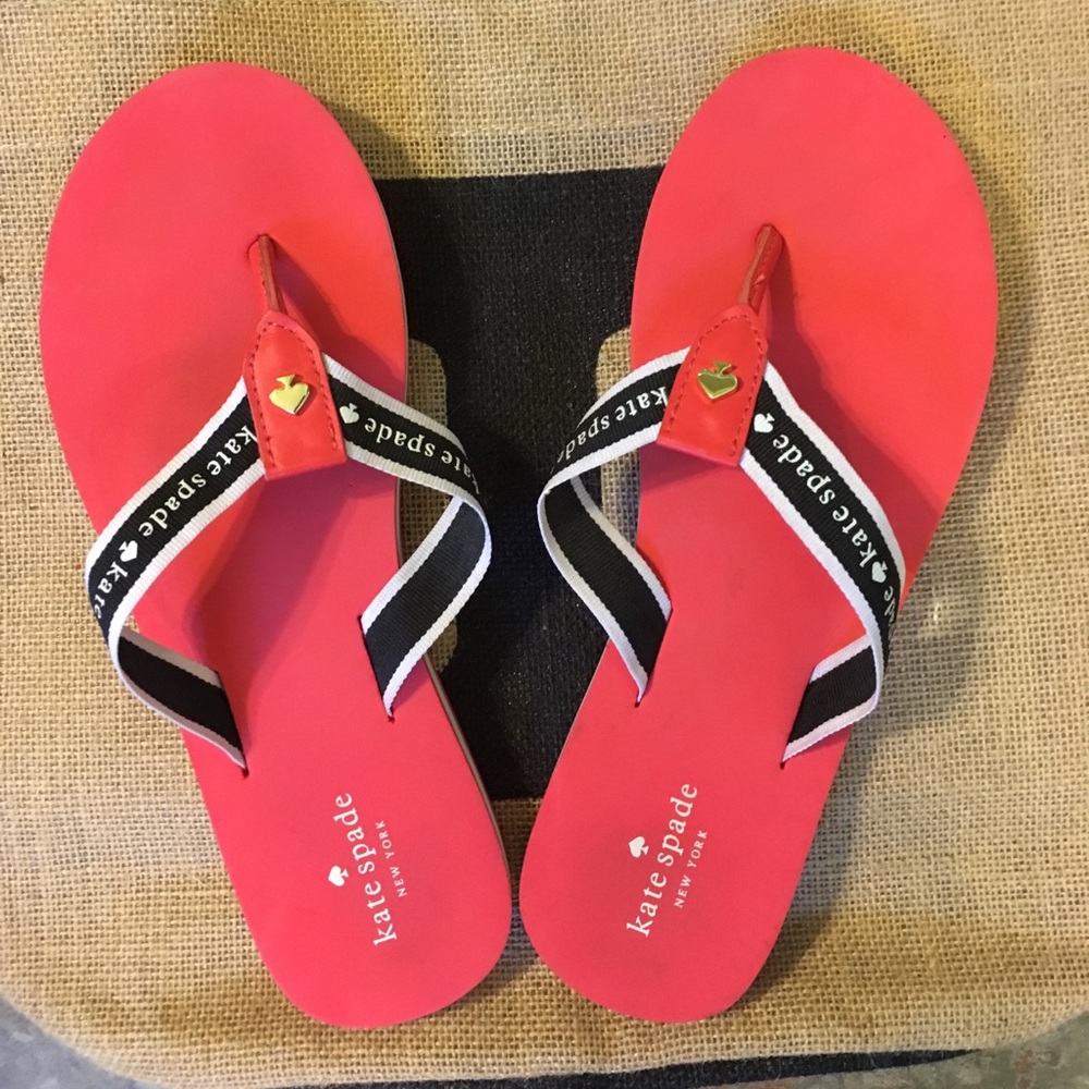KATE SPADE flip flops!!!!! Size 8M