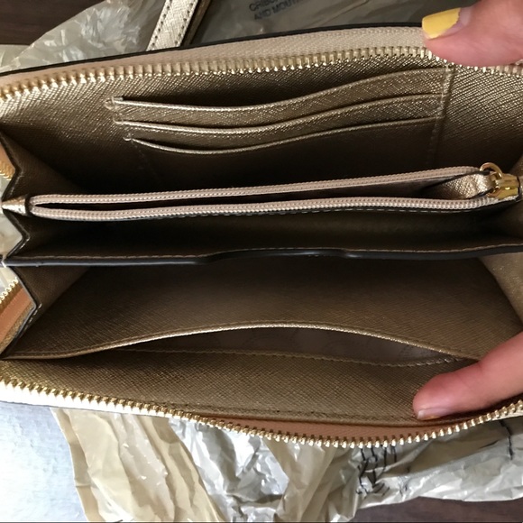 SOLD‼️ - Picture 3 of 3