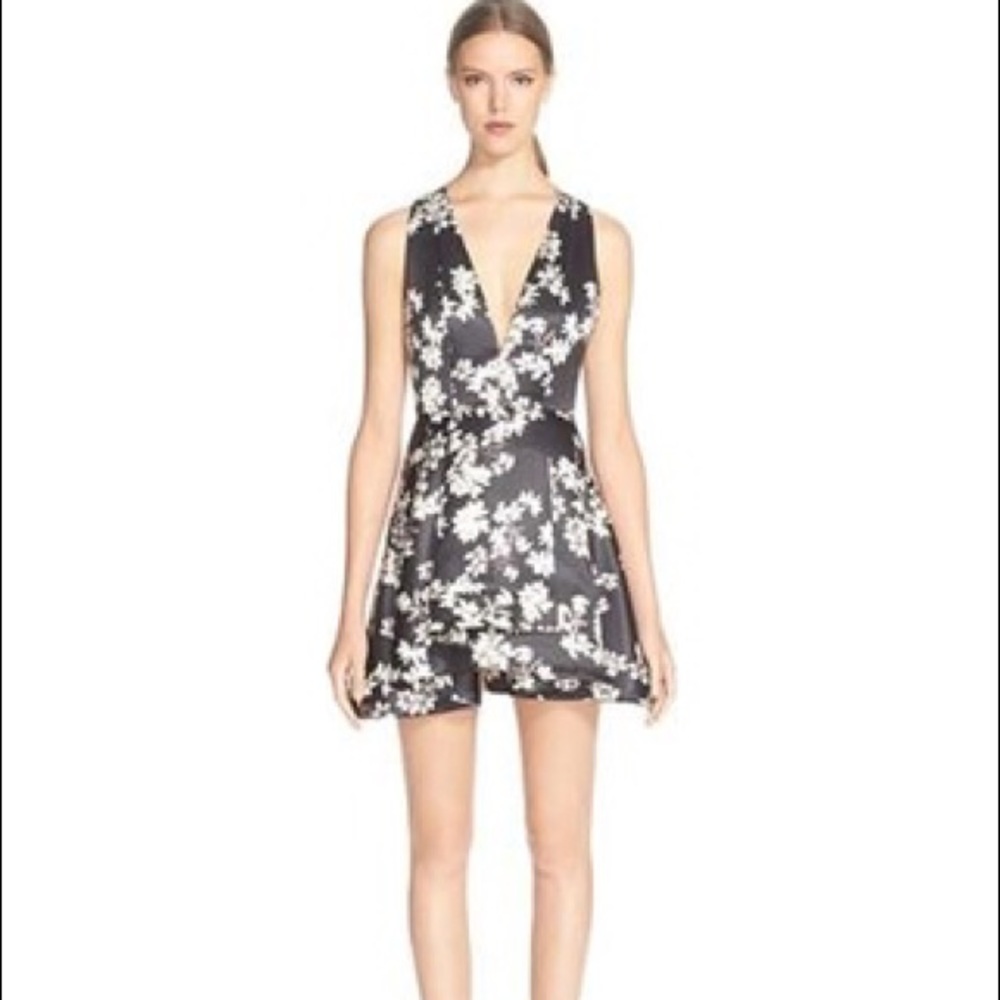 Auth Alice+Olivia flared floral dress NEW$570
