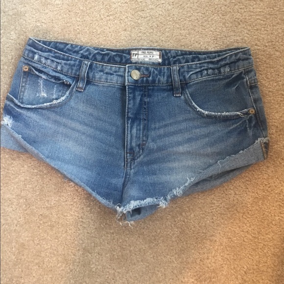 Free People Denim Shorts Size 27 - Picture 2 of 4