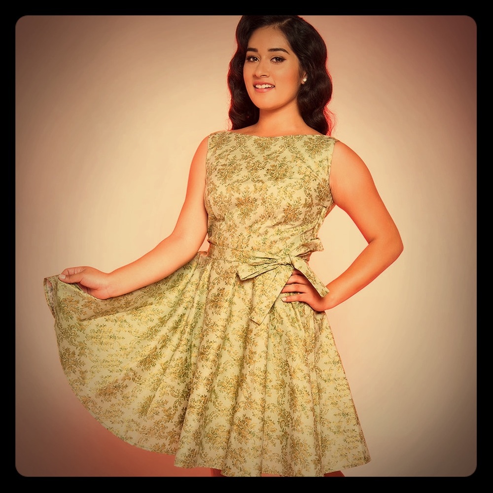 Monique Dress in Cinderella Green