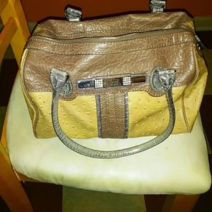 Guess purse excellent condition