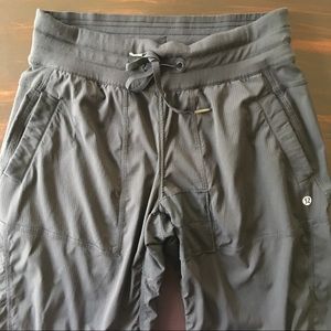 Lululemon Studio Pant Black/Grey Striped Sz 6