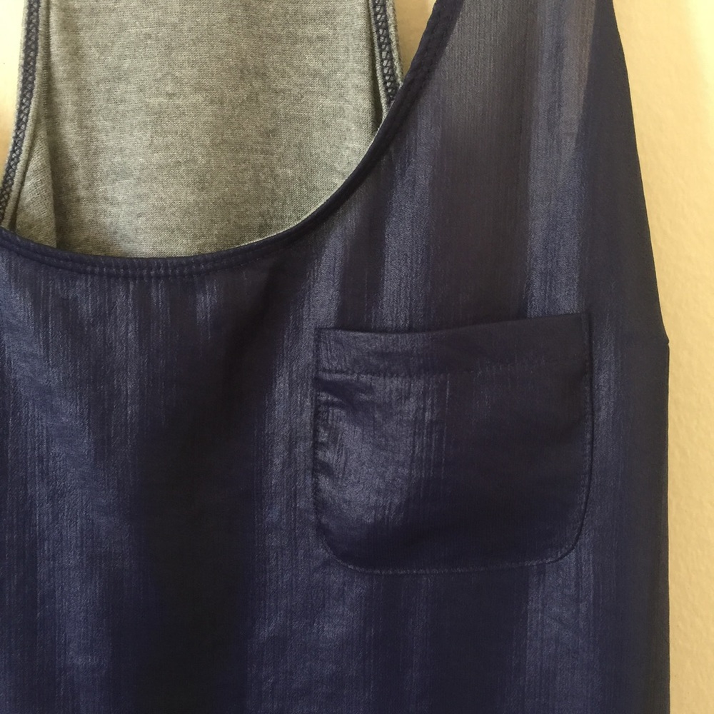 Going Out Pocket Tank Top - Picture 2 of 3