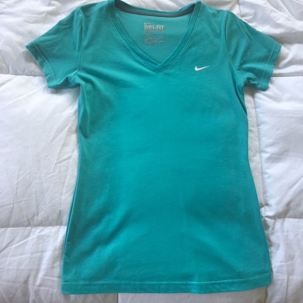 Nike S Teal/Turquoise short sleeve dri-fit top