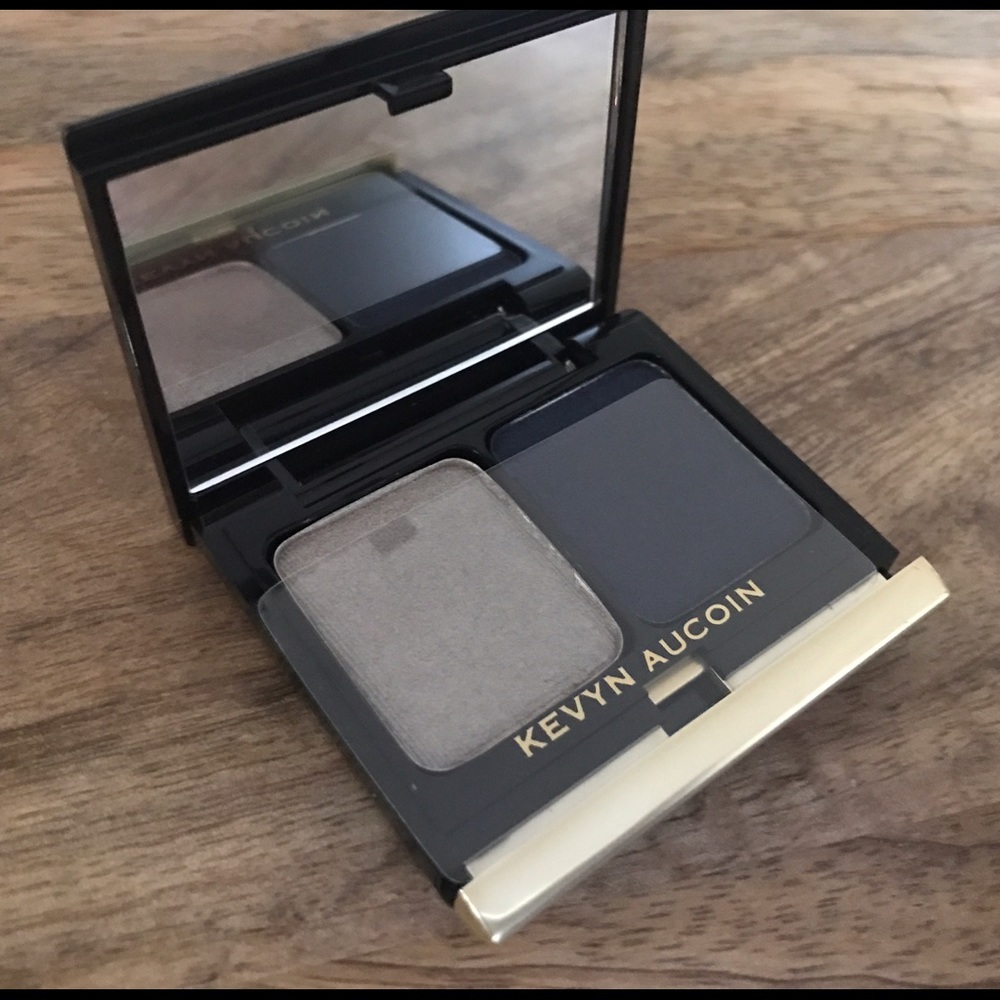 Kevyn Aucoin - the Eyeshadow duo