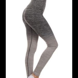Grey ombré leggings