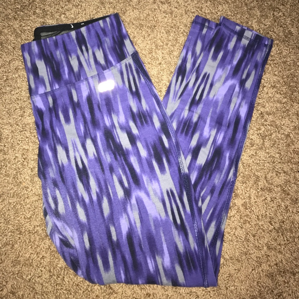 Marika body shaping/tummy control workout pants