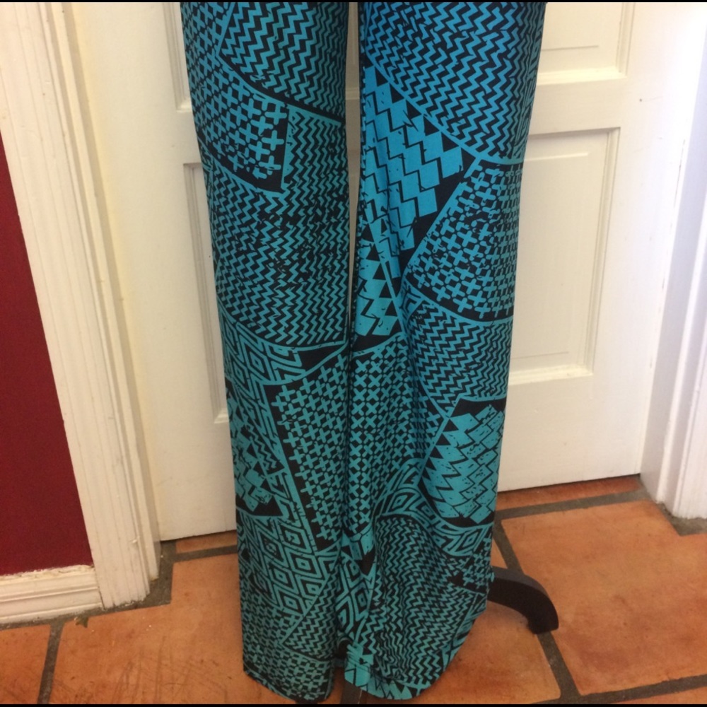 ⛔️5for$25⛔️NWT print palazzo pants - Picture 3 of 6