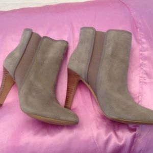 Banana Republic suede bootie