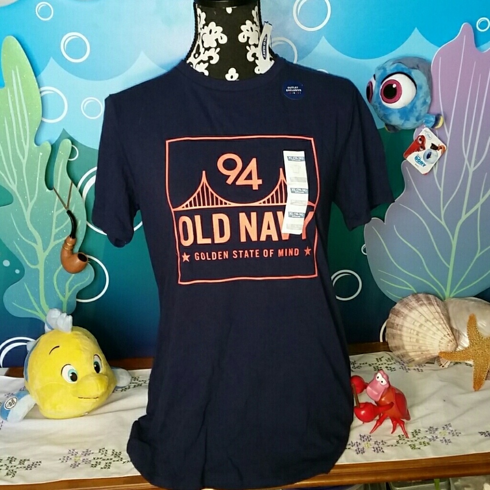 NWT Old Navy Oulet Exclusive to shirt